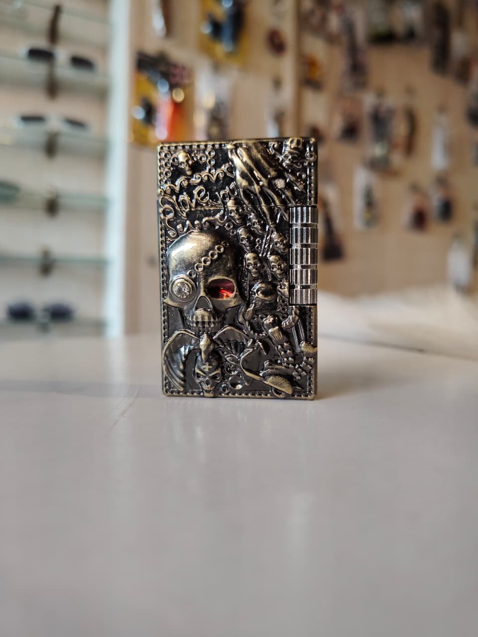 Skull Lighter