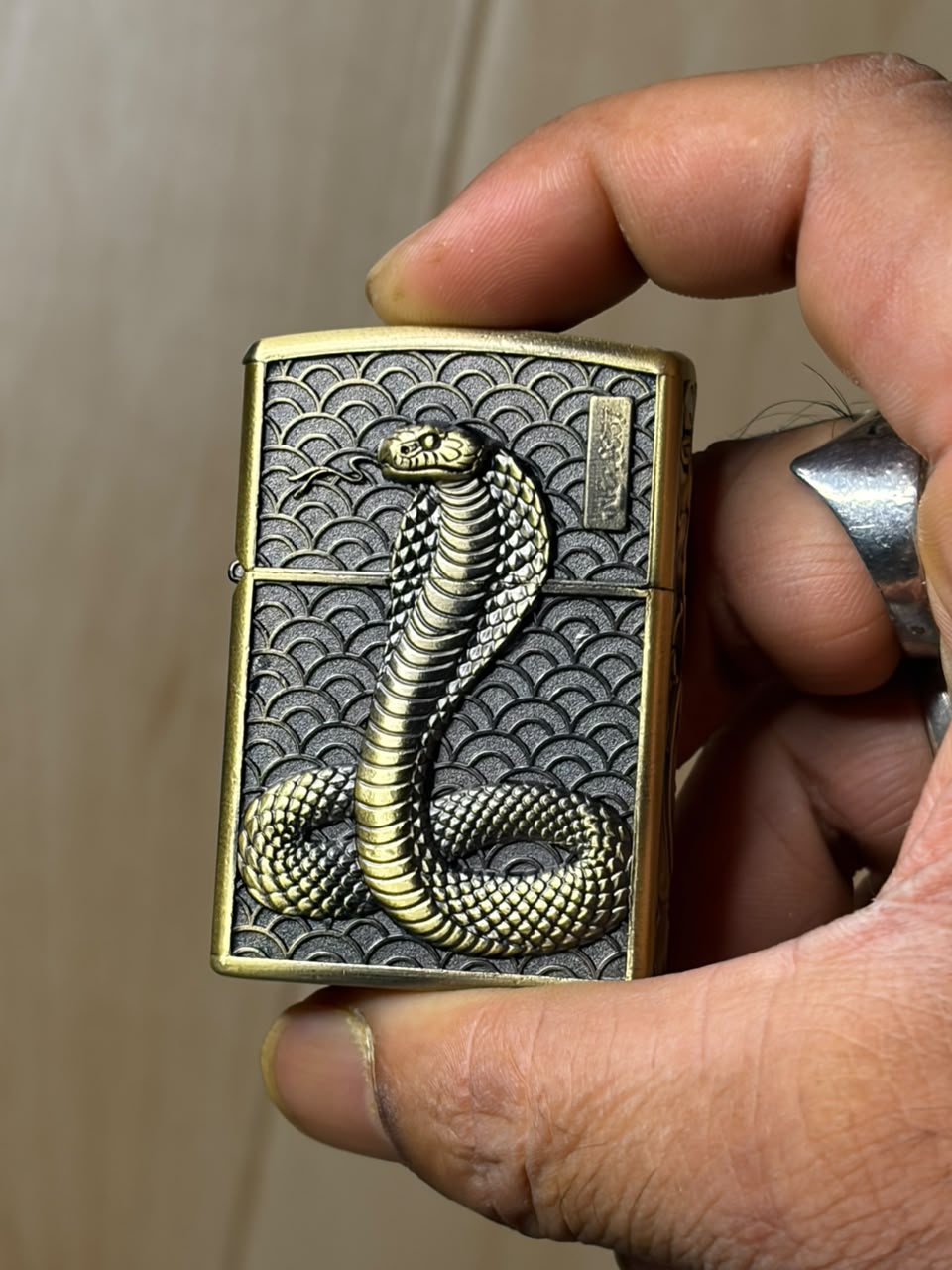 Naag Lighter